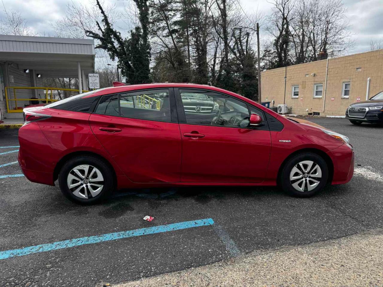 Toyota Prius Two 2018