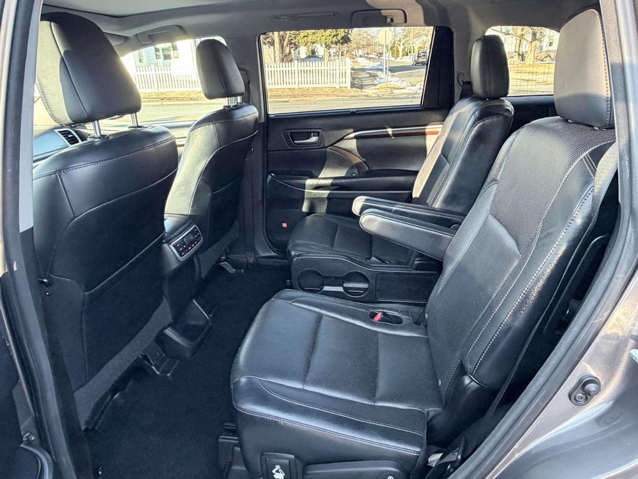 Toyota Highlander Hybrid Limited Platinum AWD 2015