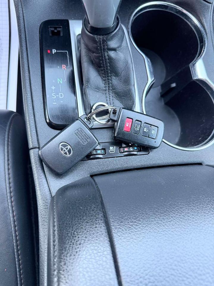 Toyota Highlander Hybrid Limited Platinum AWD 2015