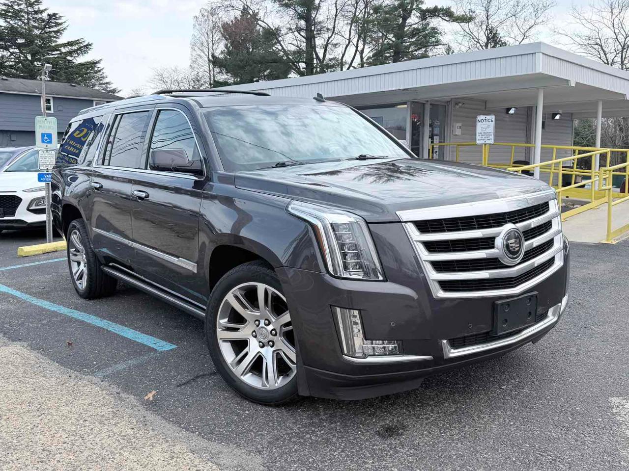 Cadillac Escalade ESV Premium 4WD 2015