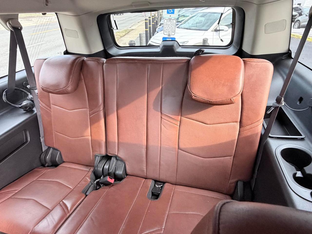 Cadillac Escalade ESV Premium 4WD 2015