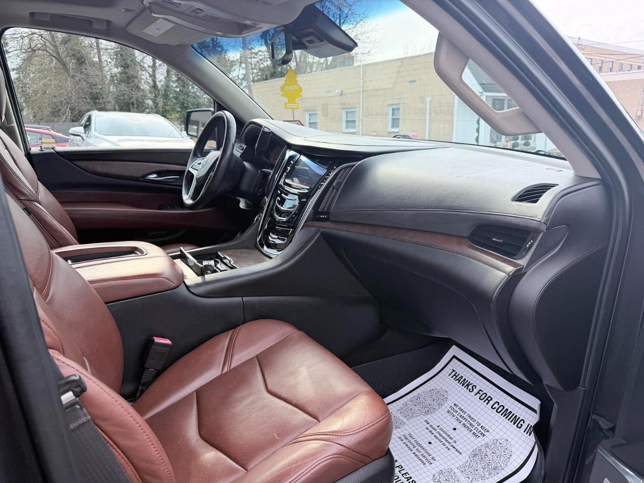 Cadillac Escalade ESV Premium 4WD 2015