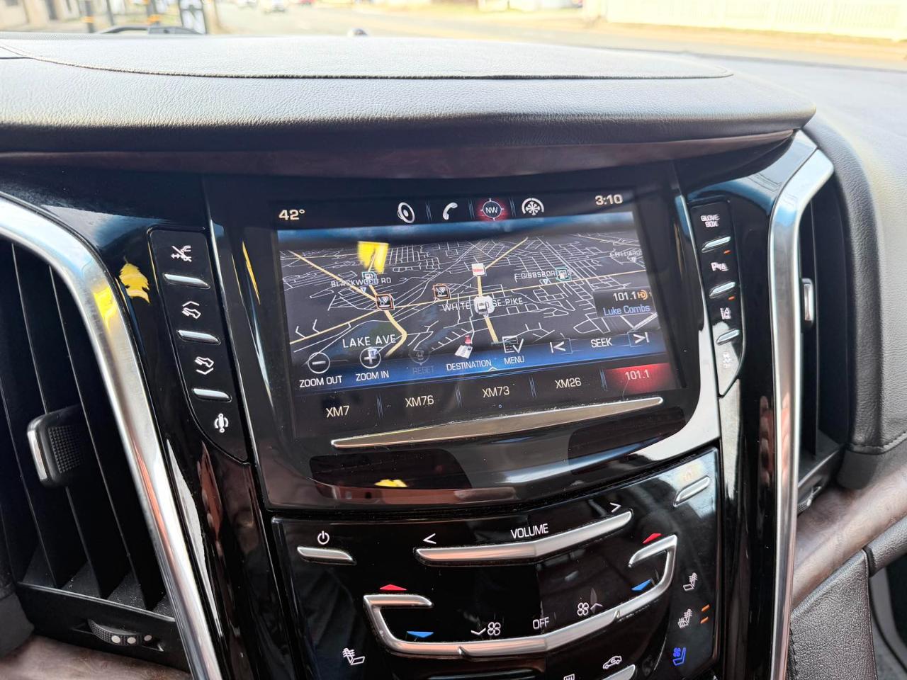 Cadillac Escalade ESV Premium 4WD 2015