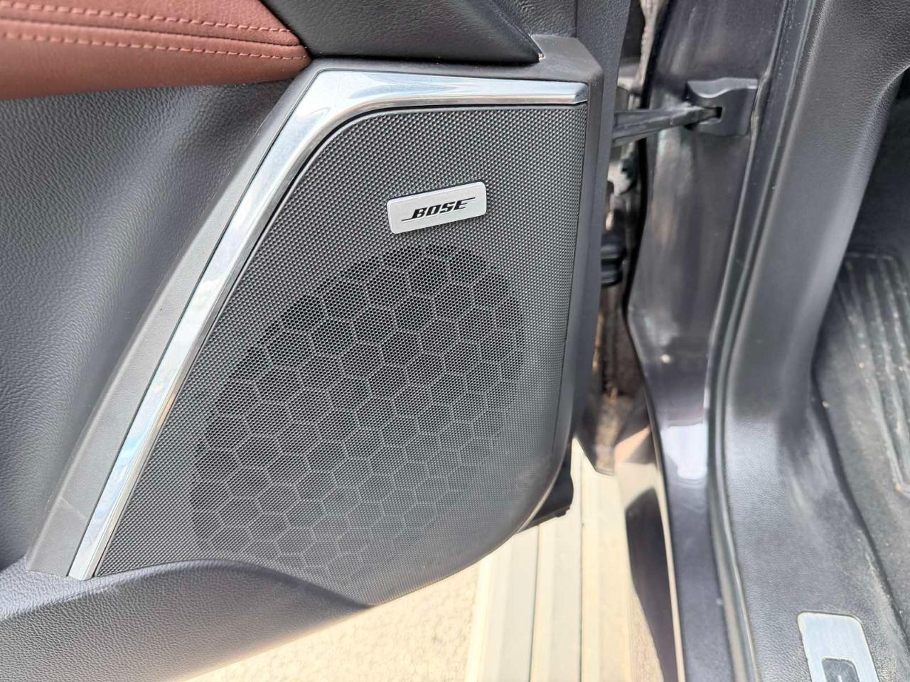 Cadillac Escalade ESV Premium 4WD 2015