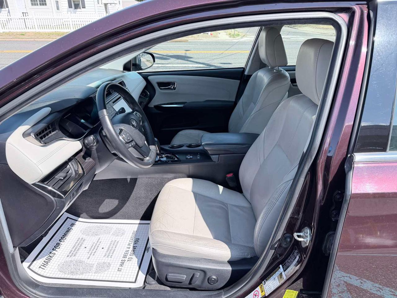 Toyota Avalon Hybrid XLE Touring 2015