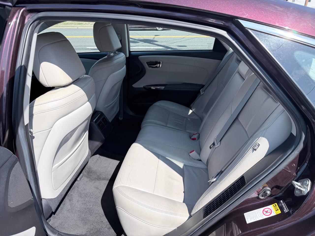 Toyota Avalon Hybrid XLE Touring 2015