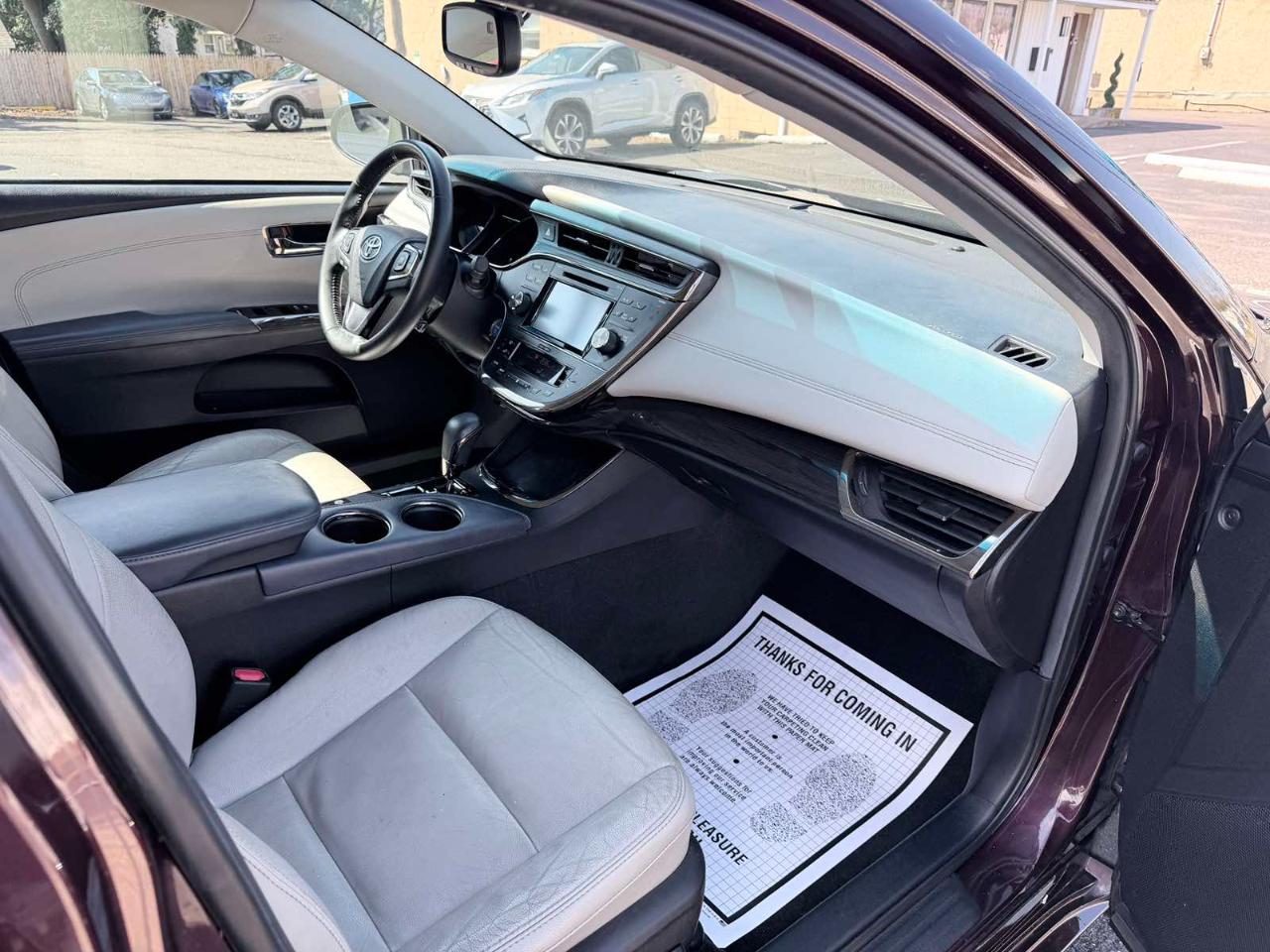 Toyota Avalon Hybrid XLE Touring 2015