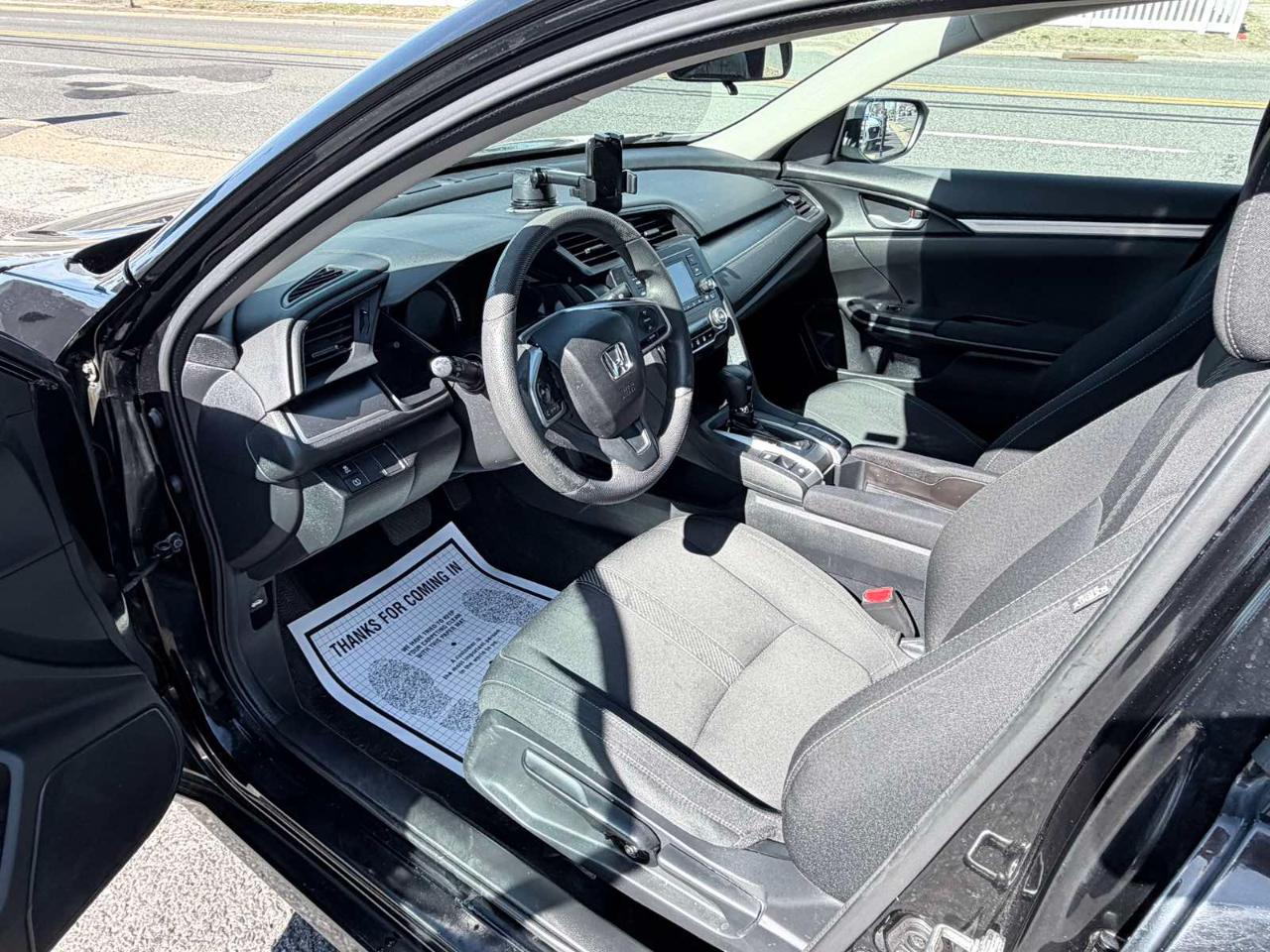 Honda Civic LX Sedan CVT 2017