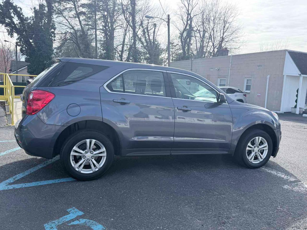 Chevrolet Equinox LS 2013