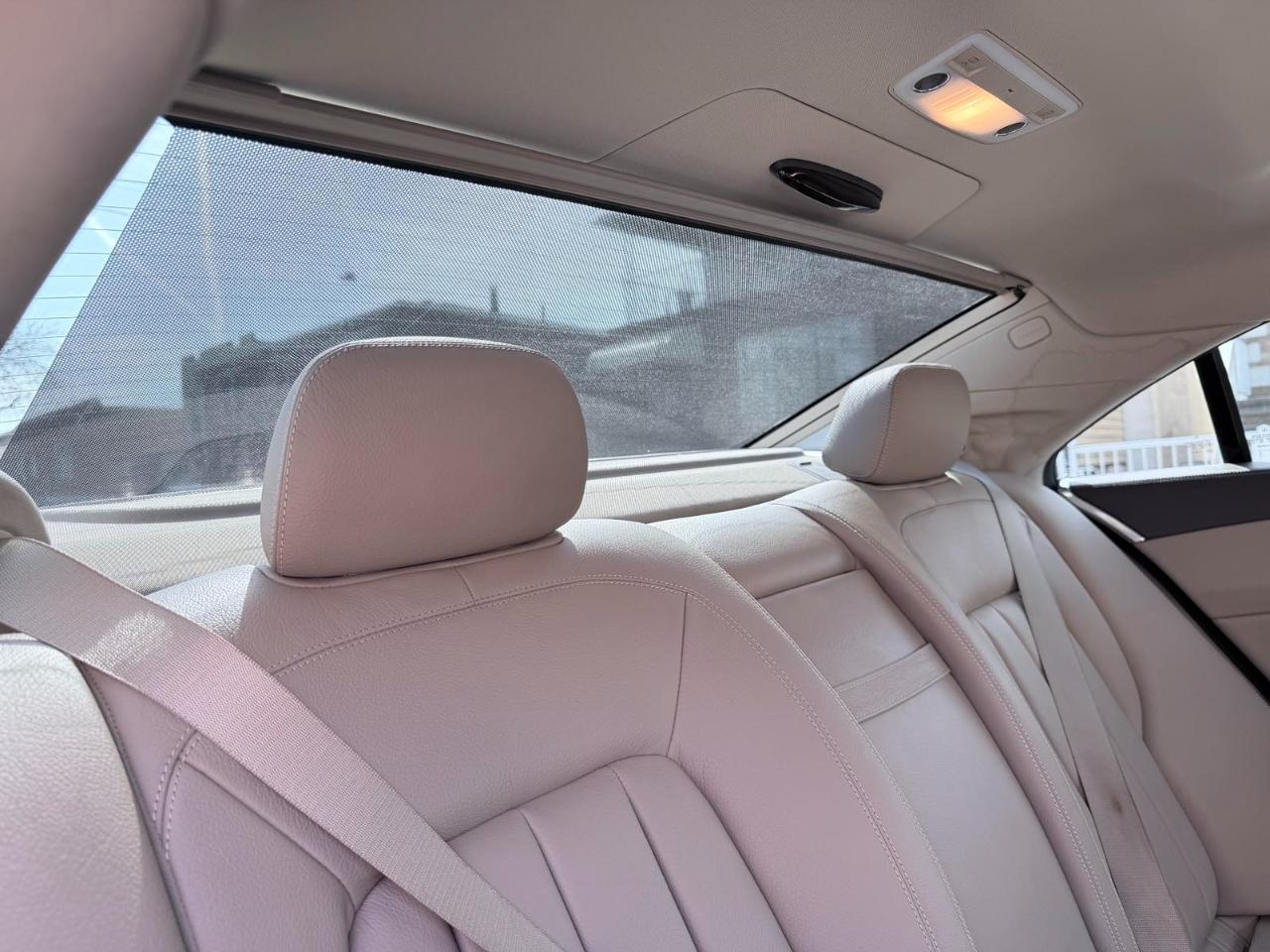 Mercedes-Benz CLS-Class CLS550 4MATIC 2012