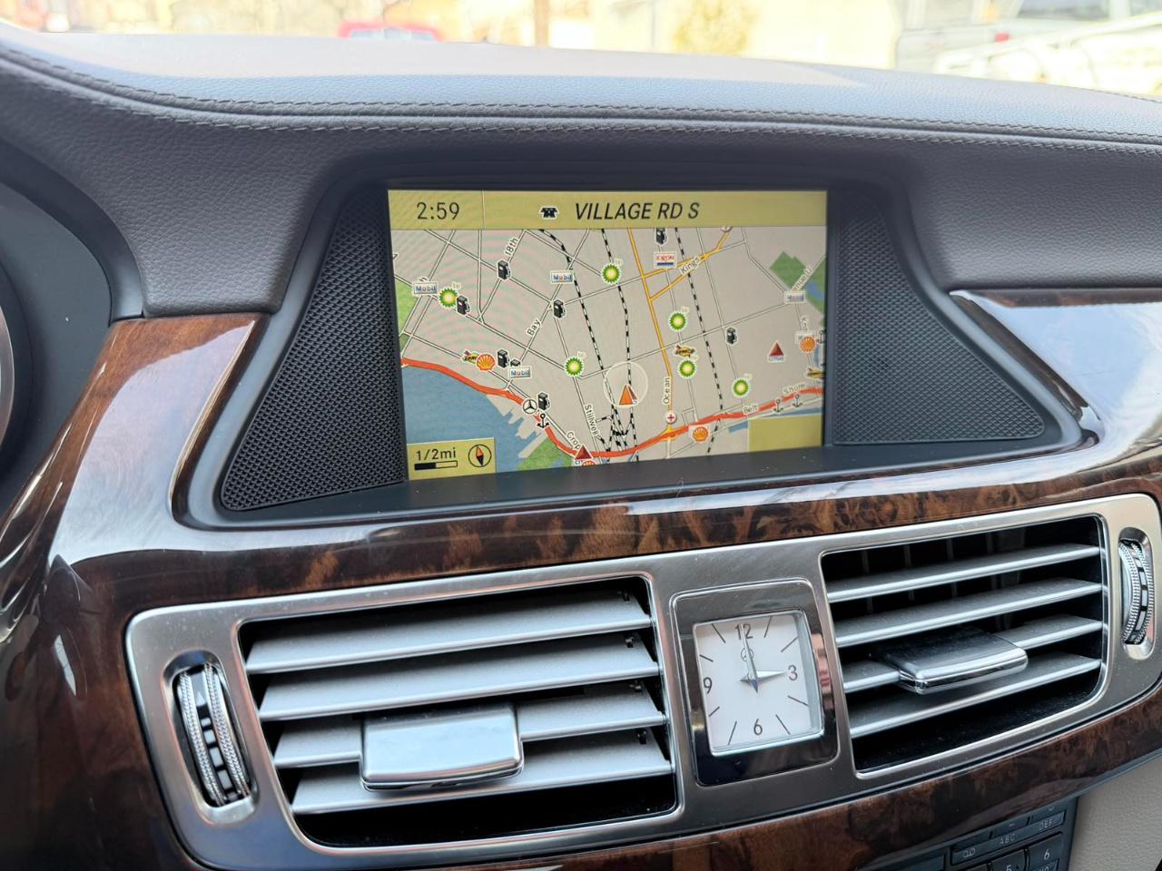 Mercedes-Benz CLS-Class CLS550 4MATIC 2012