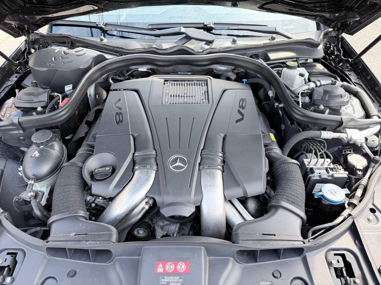 Mercedes-Benz CLS-Class CLS550 4MATIC 2012