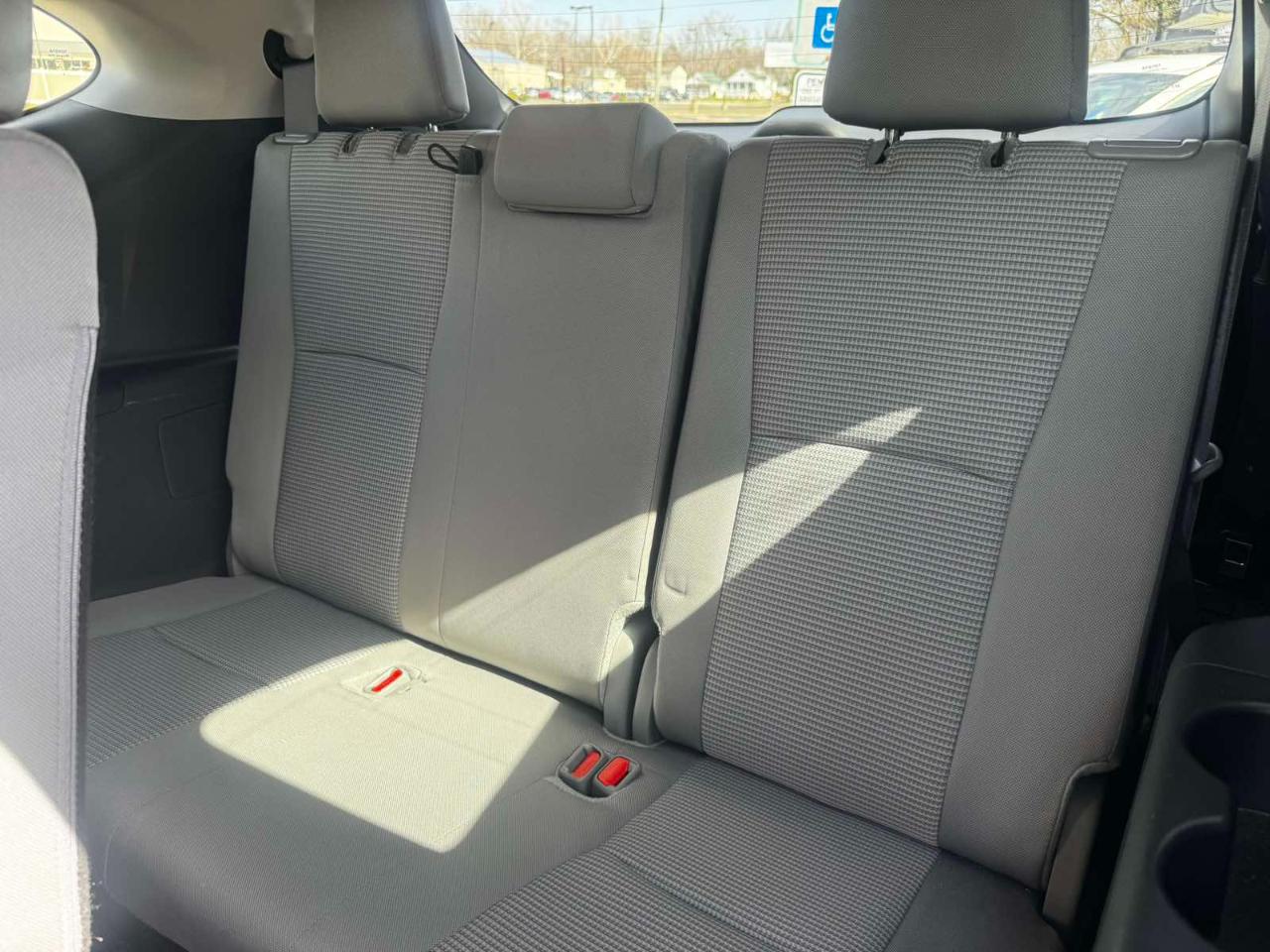 Toyota Highlander Hybrid LE AWD 2024