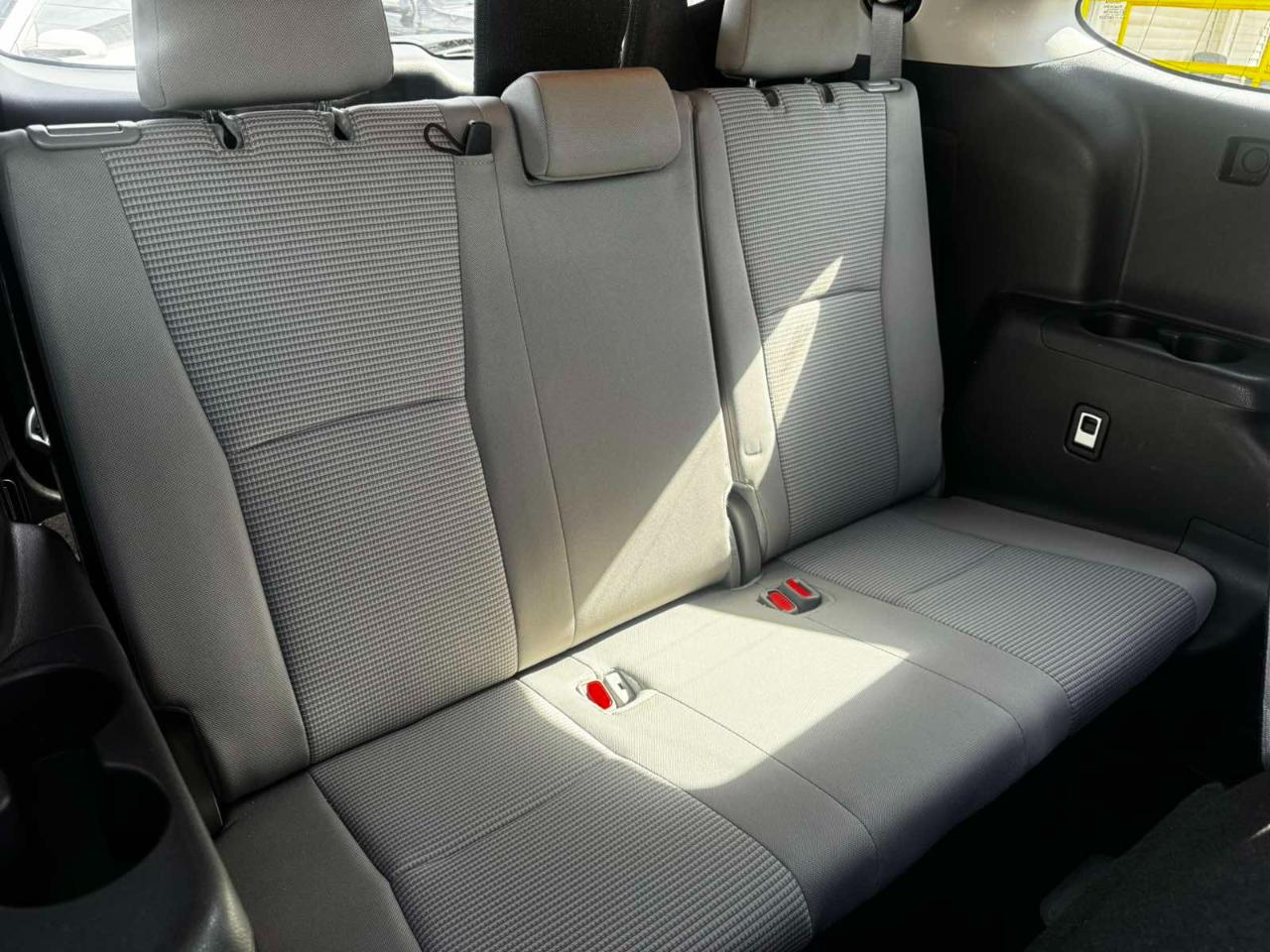 Toyota Highlander Hybrid LE AWD 2024