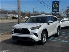 2024 Toyota Highlander Hybrid 