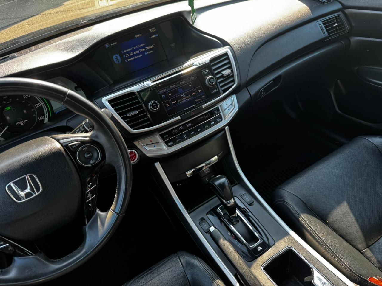 Honda Accord Hybrid EX-L 2015