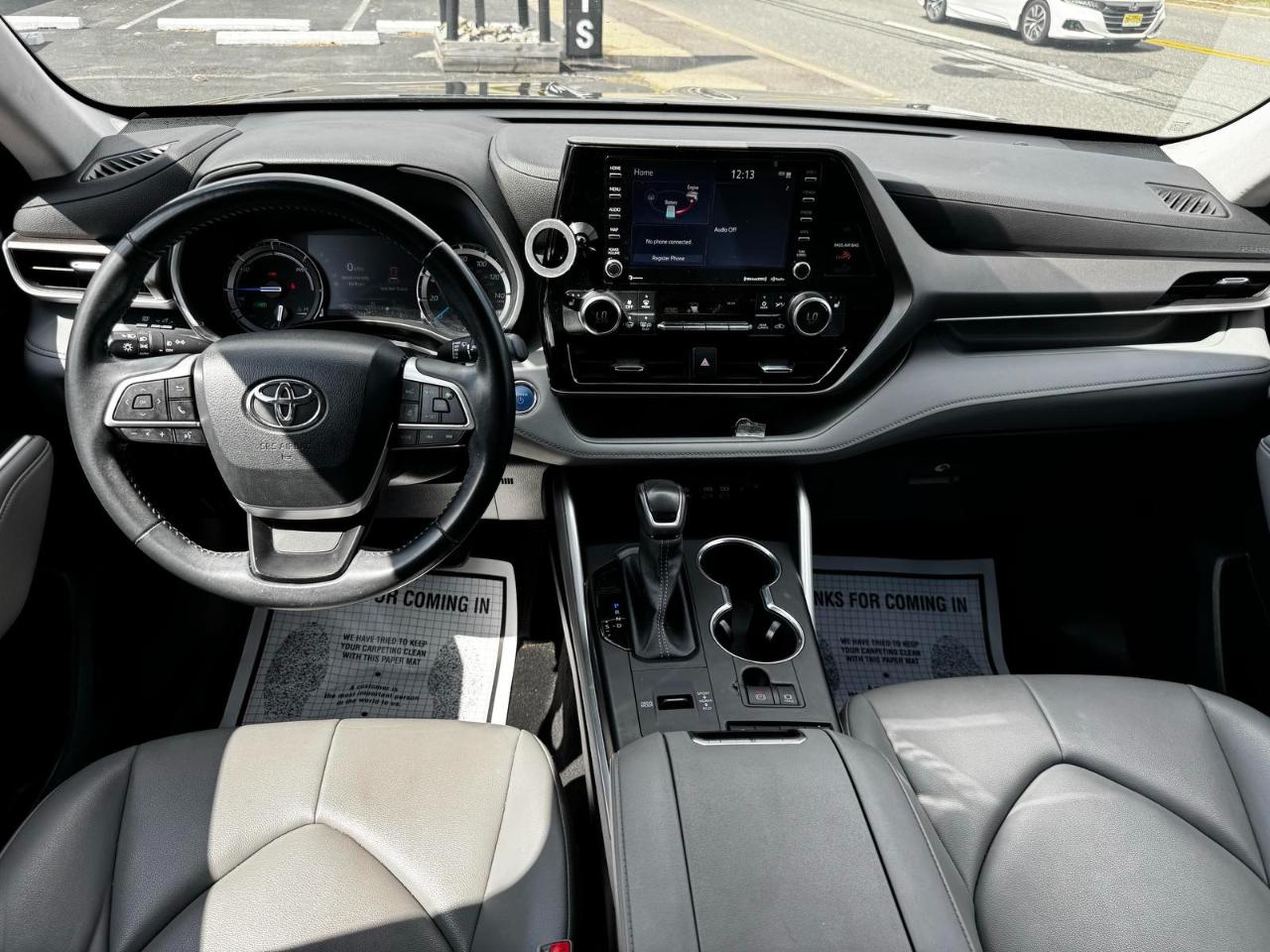 Toyota Highlander Hybrid XLE 2022