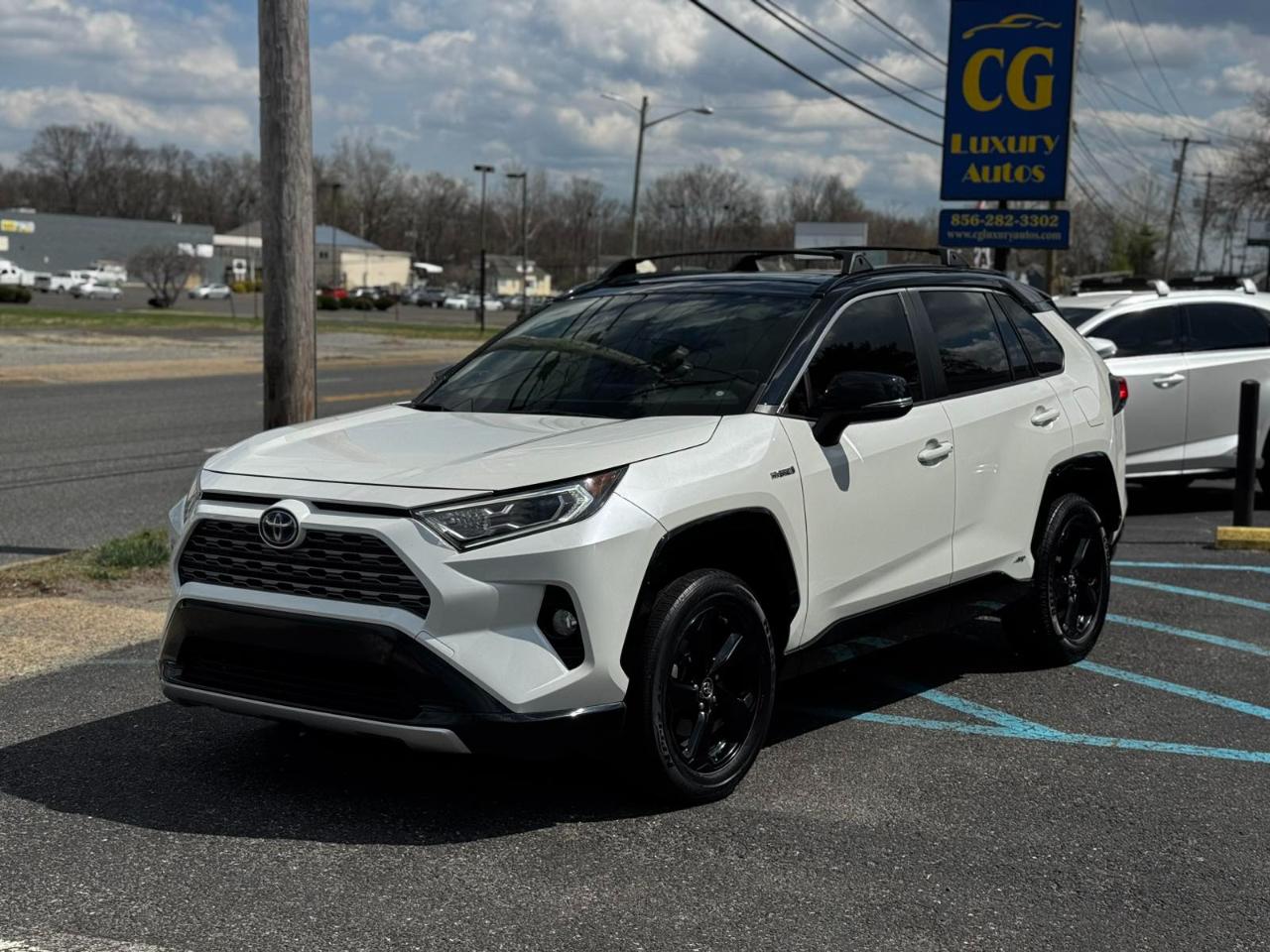 Toyota RAV4 Hybrid XSE 2019