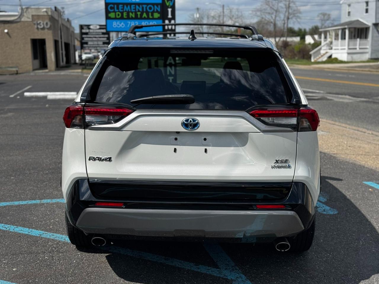Toyota RAV4 Hybrid XSE 2019