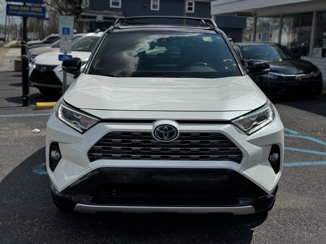 Toyota RAV4 Hybrid XSE 2019