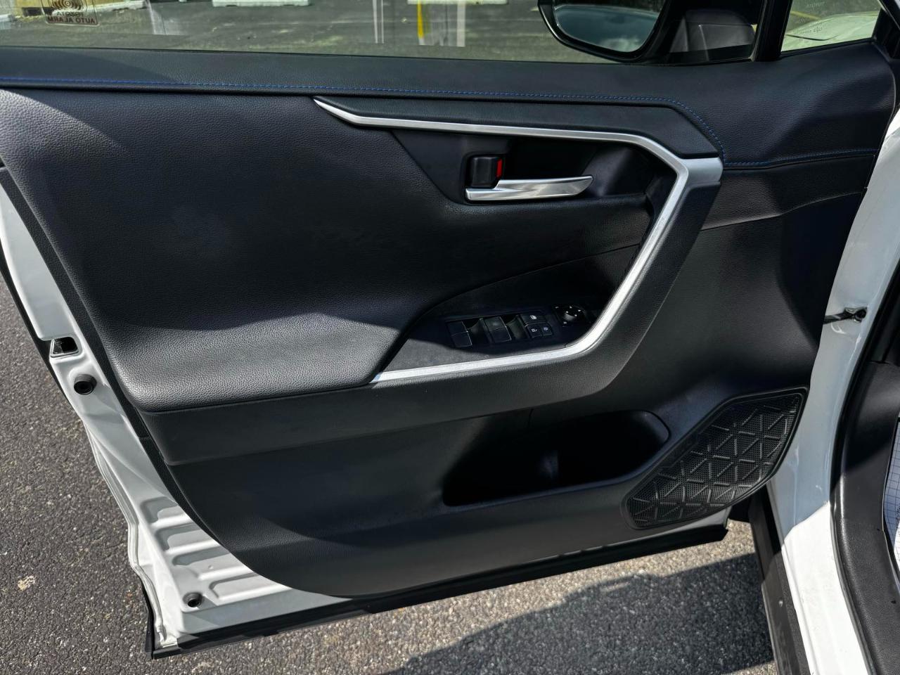 Toyota RAV4 Hybrid XSE 2019