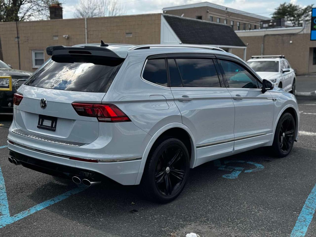 Volkswagen Tiguan SEL Premium R-Line 4D SUV 4Motion 2019