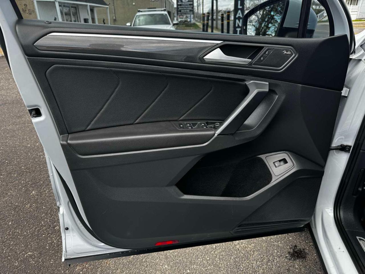 Volkswagen Tiguan SEL Premium R-Line 4D SUV 4Motion 2019