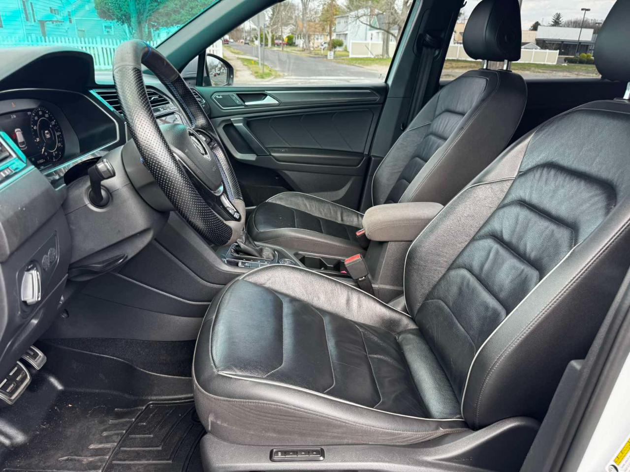 Volkswagen Tiguan SEL Premium R-Line 4D SUV 4Motion 2019