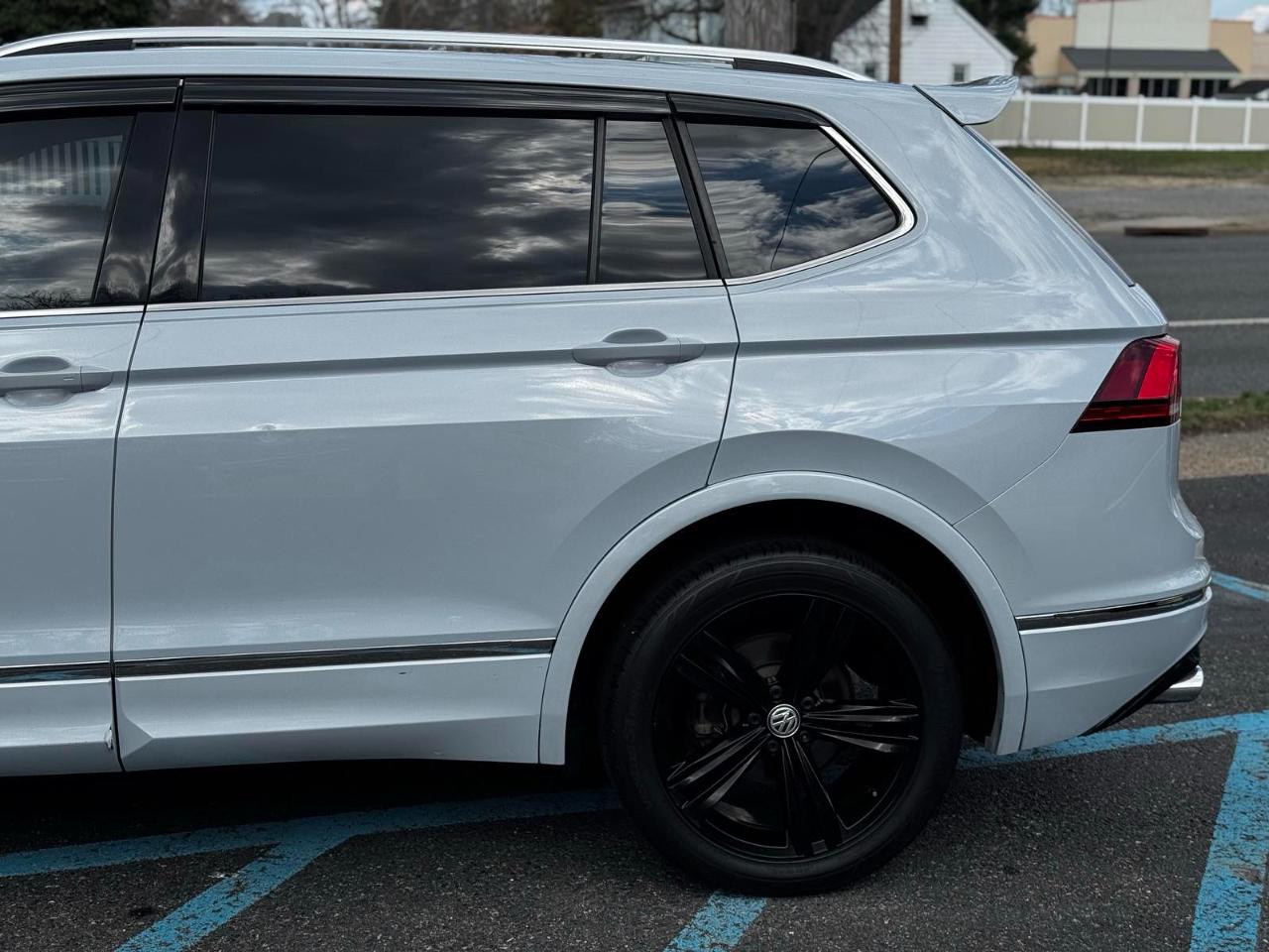 Volkswagen Tiguan SEL Premium R-Line 4D SUV 4Motion 2019