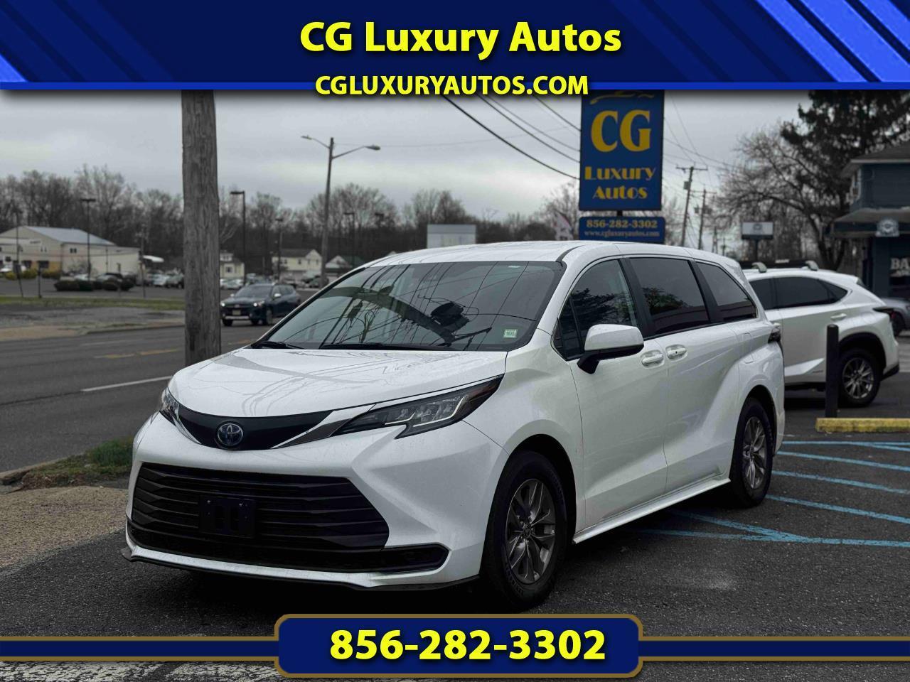 Toyota Sienna LE 8-Passenger 2022