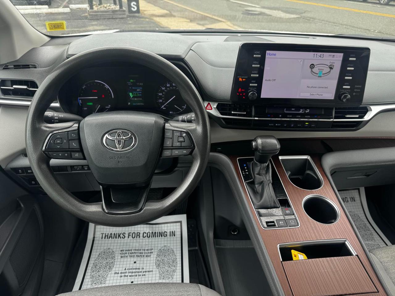 Toyota Sienna LE 8-Passenger 2022