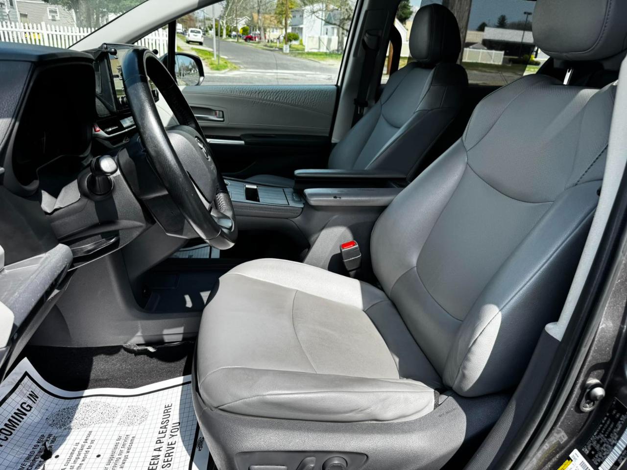 Toyota Sienna XLE 7-Passenger 2021