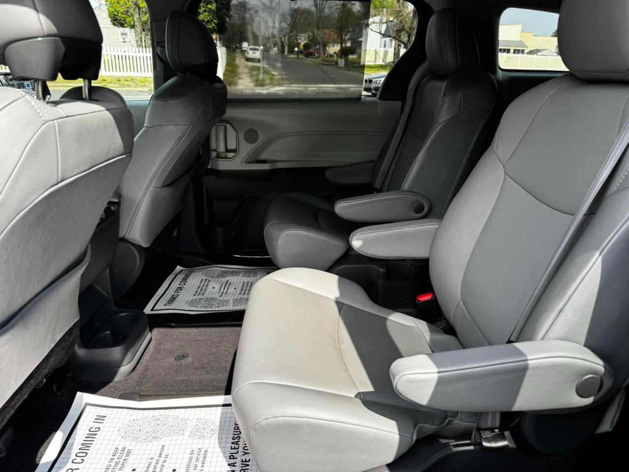 Toyota Sienna XLE 7-Passenger 2021