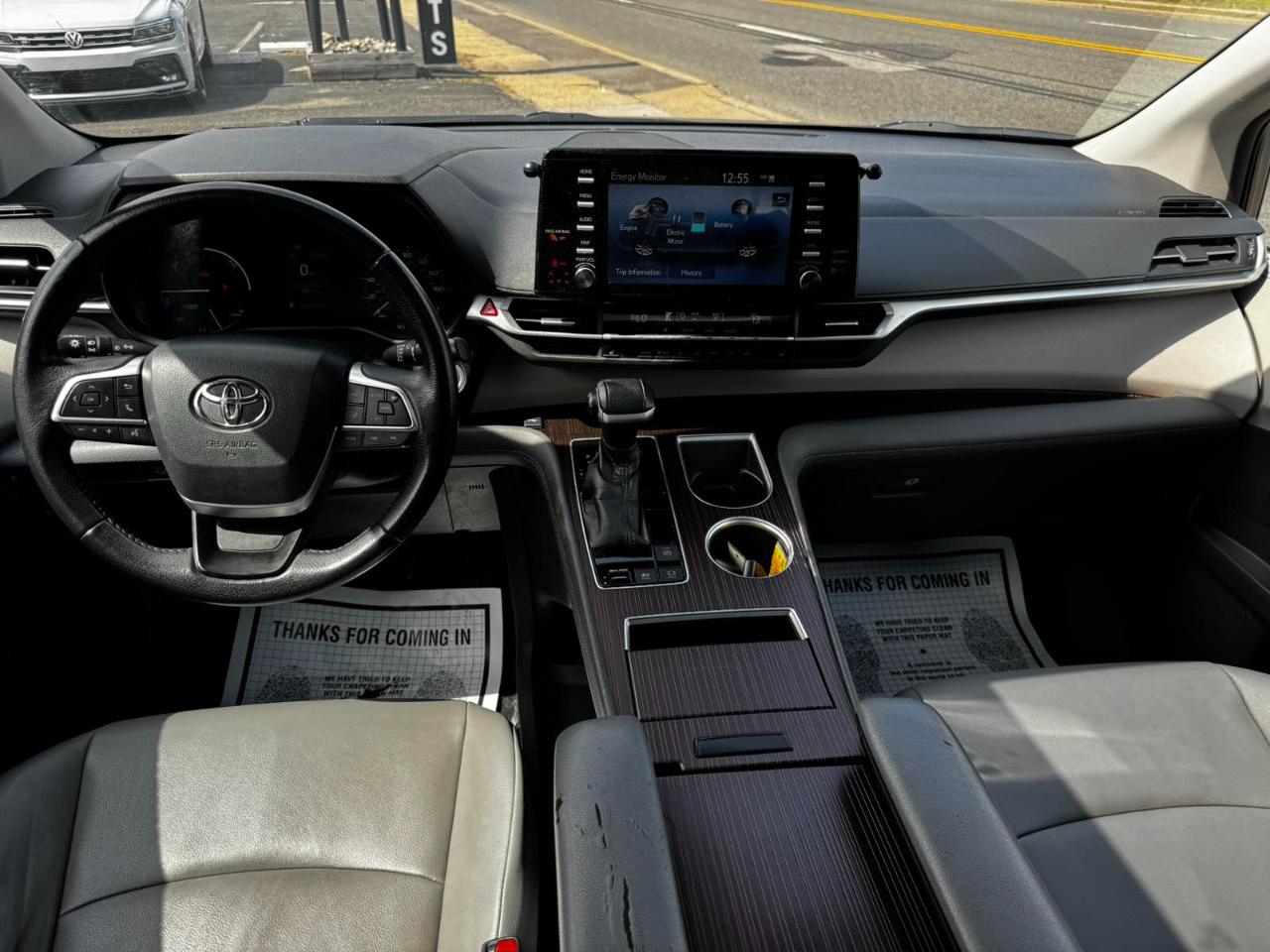 Toyota Sienna XLE 7-Passenger 2021