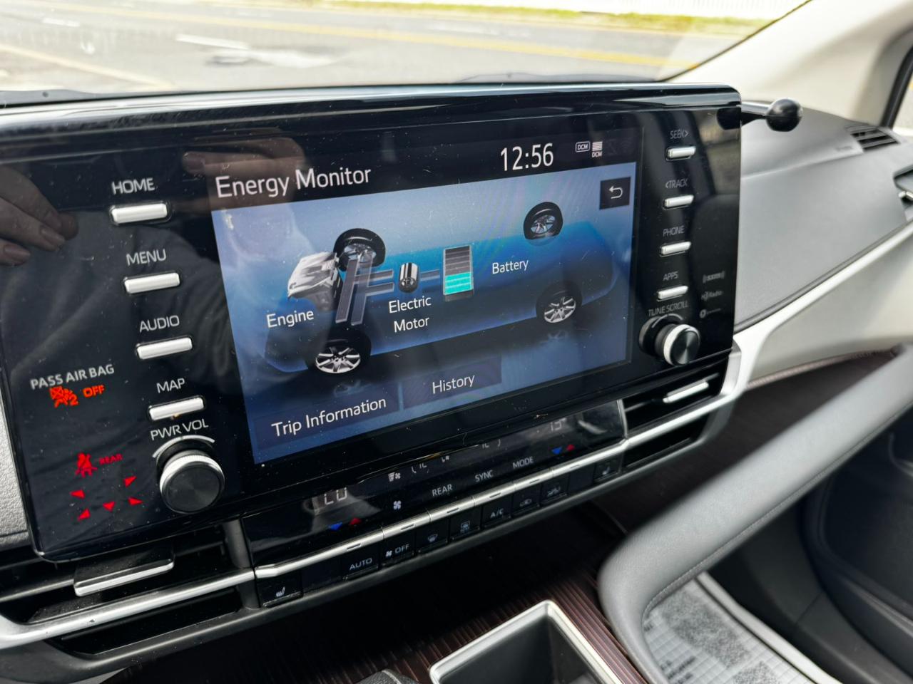 Toyota Sienna XLE 7-Passenger 2021