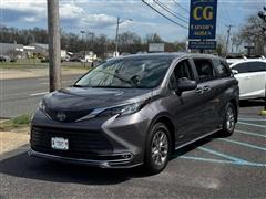 2021 Toyota Sienna 