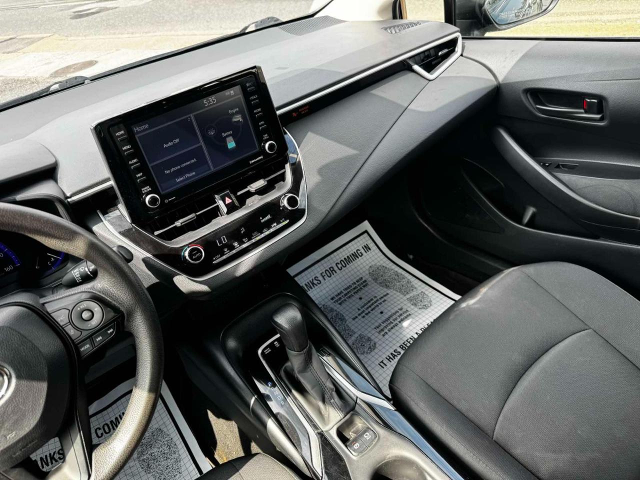 Toyota Corolla LE Hybrid 2022