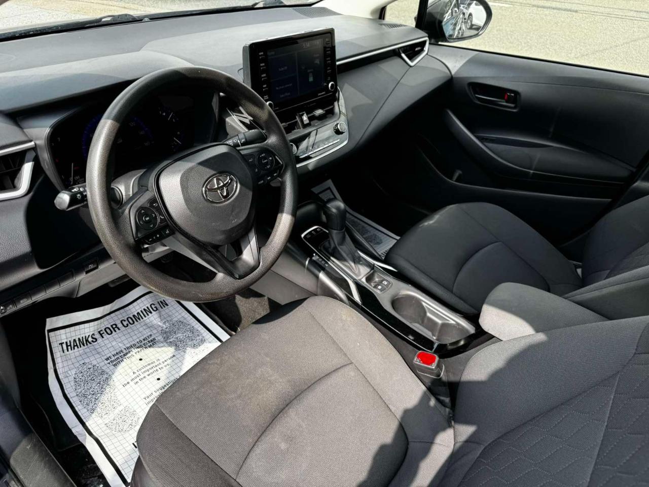 Toyota Corolla LE Hybrid 2022