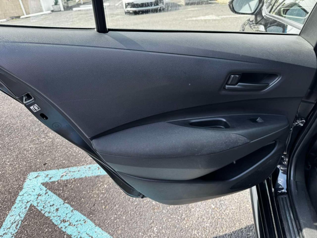 Toyota Corolla LE Hybrid 2022