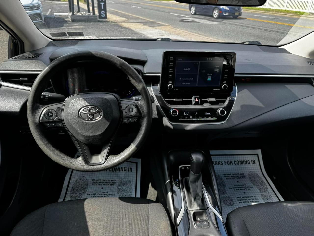 Toyota Corolla LE Hybrid 2022
