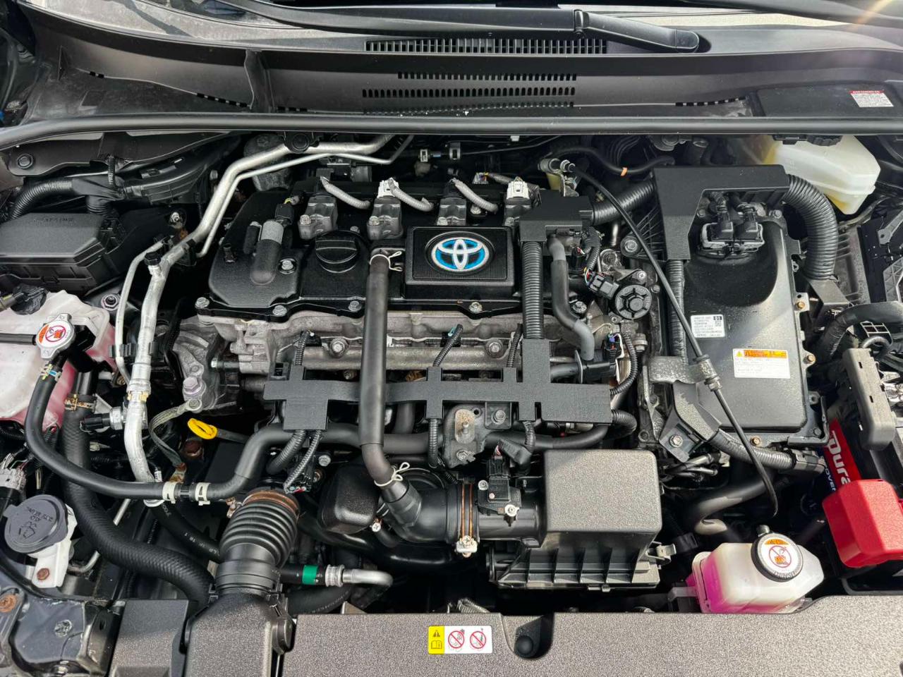 Toyota Corolla LE Hybrid 2022
