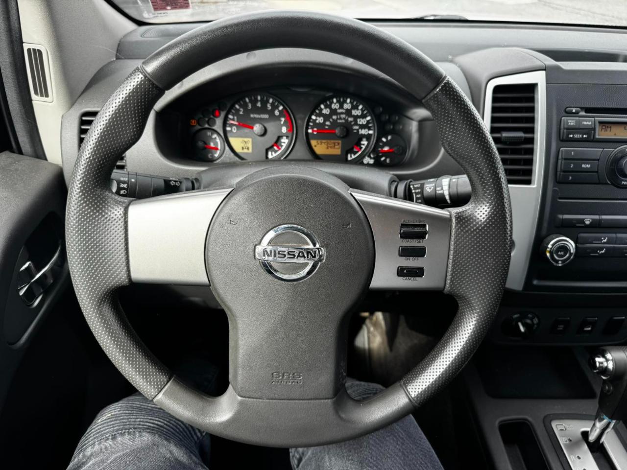 Nissan Frontier SE-V6 2010