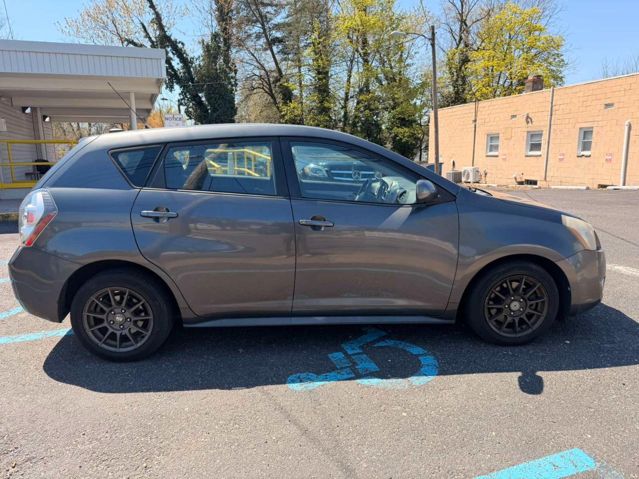 Pontiac Vibe 2.4L 2010