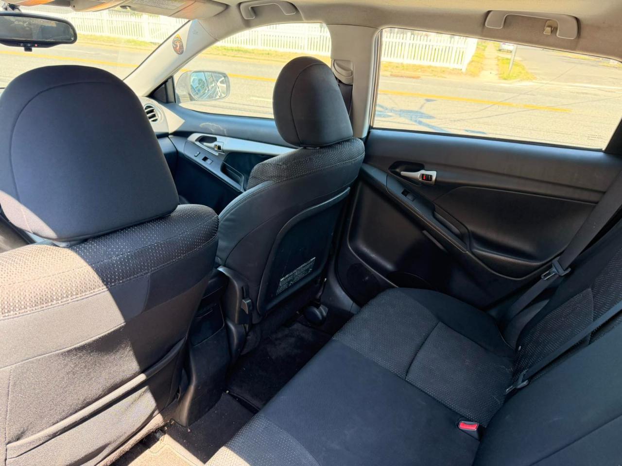 Pontiac Vibe 2.4L 2010