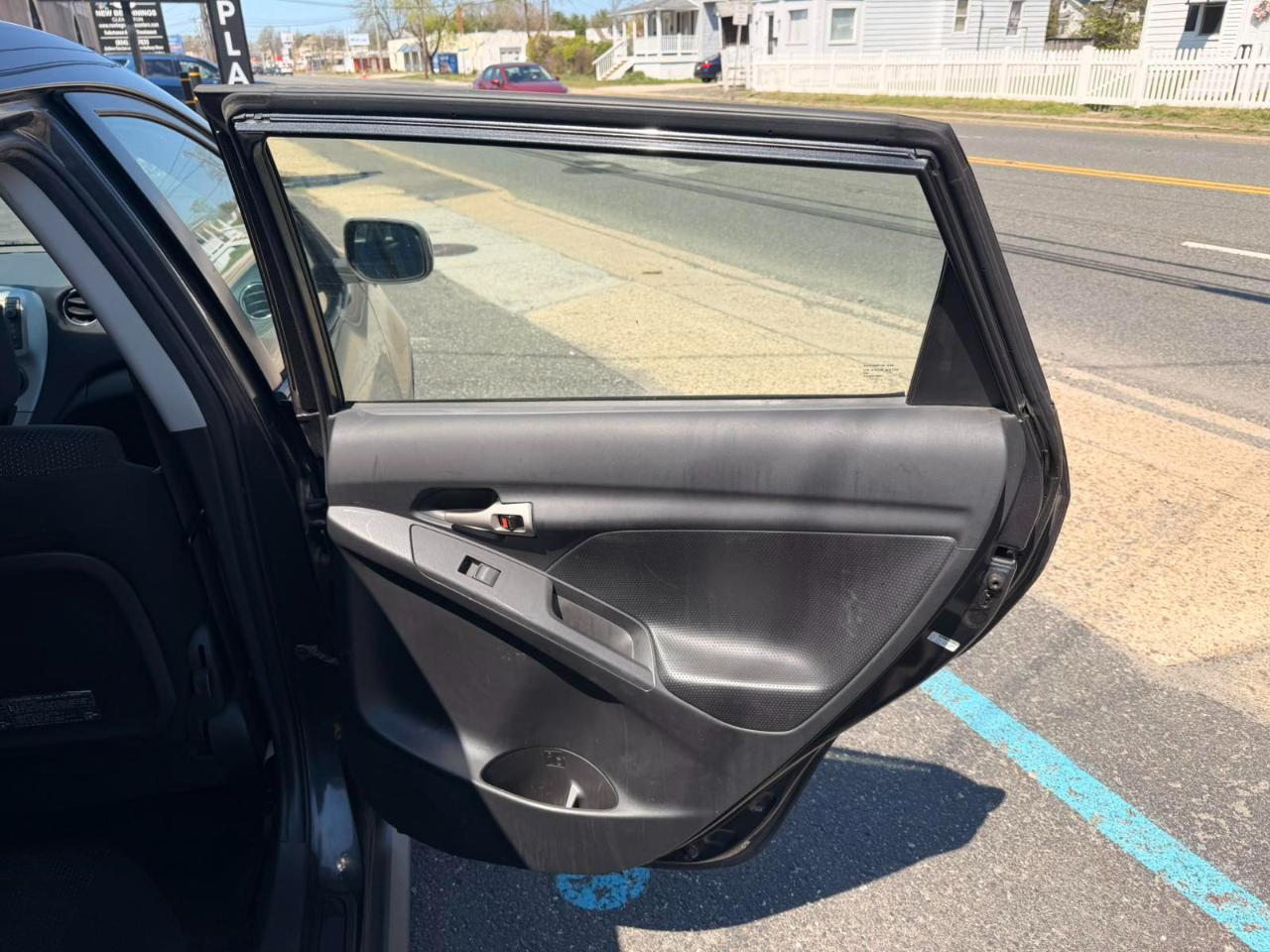 Pontiac Vibe 2.4L 2010