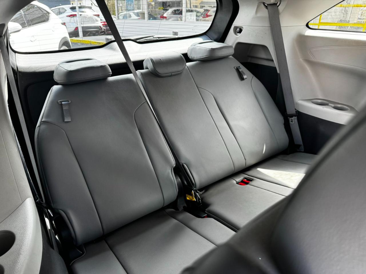 Toyota Sienna XLE 7-Passenger 2021