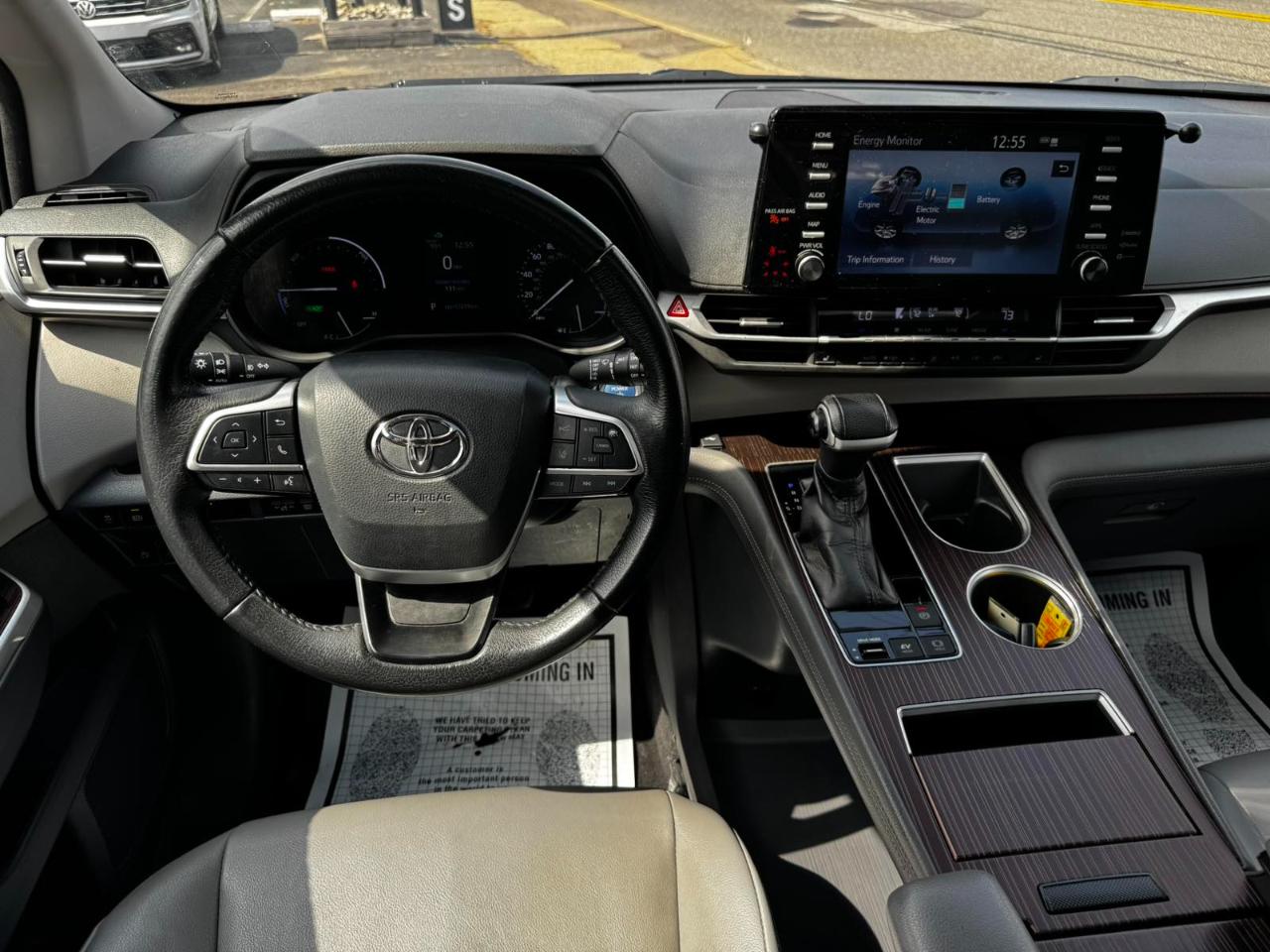 Toyota Sienna XLE 7-Passenger 2021