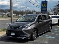 2021 Toyota Sienna 