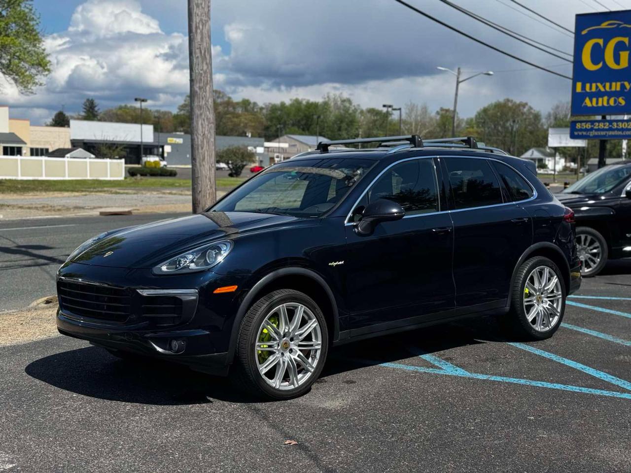 Porsche Cayenne Hybrid S 2016