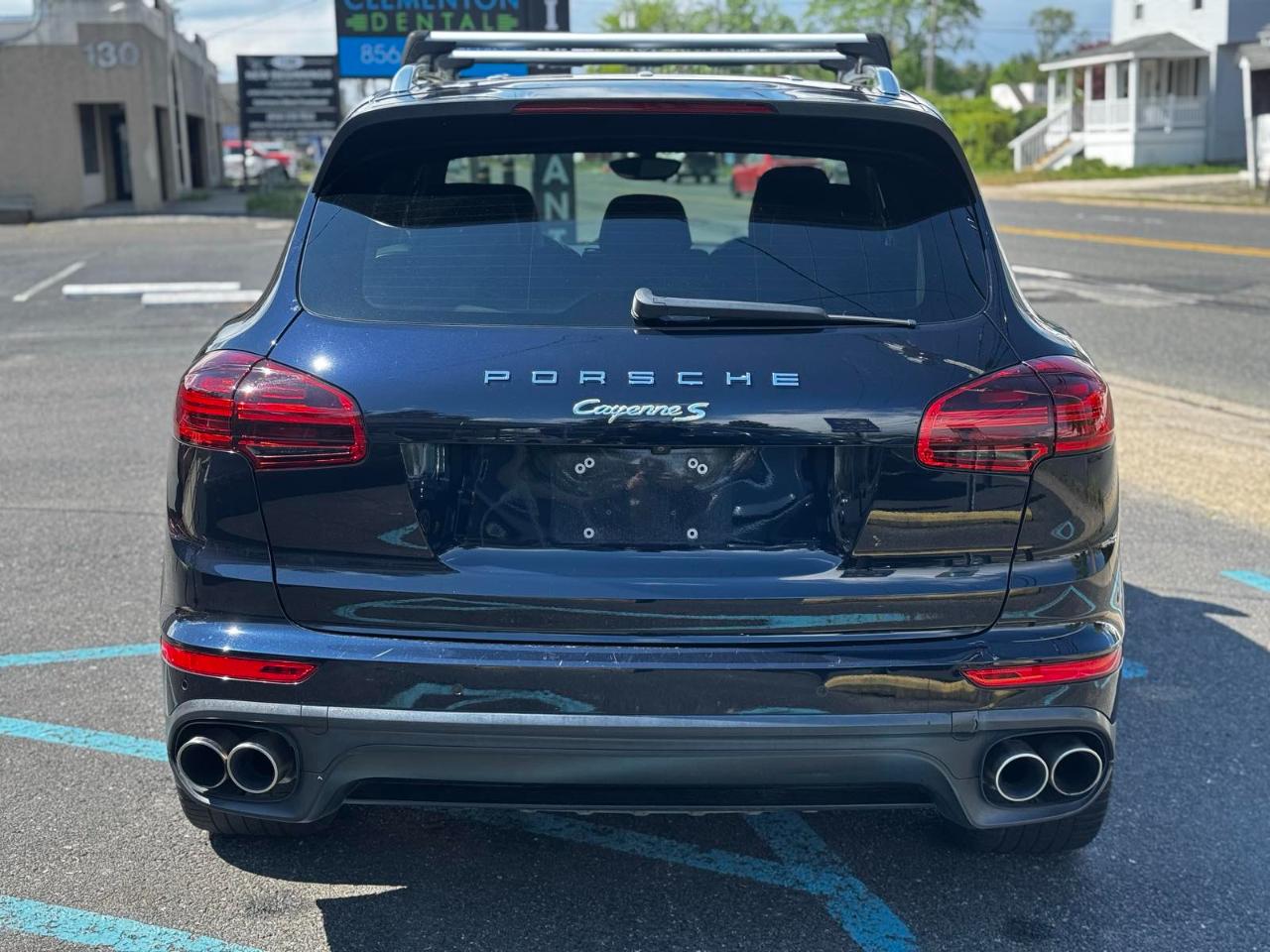 Porsche Cayenne Hybrid S 2016